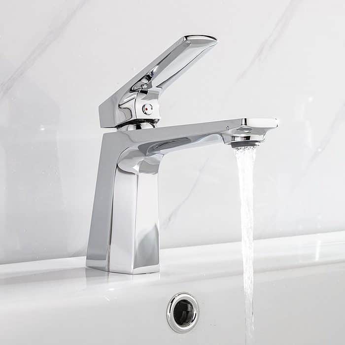 Single hole bathroom basin faucet - B043 01 - Image 4