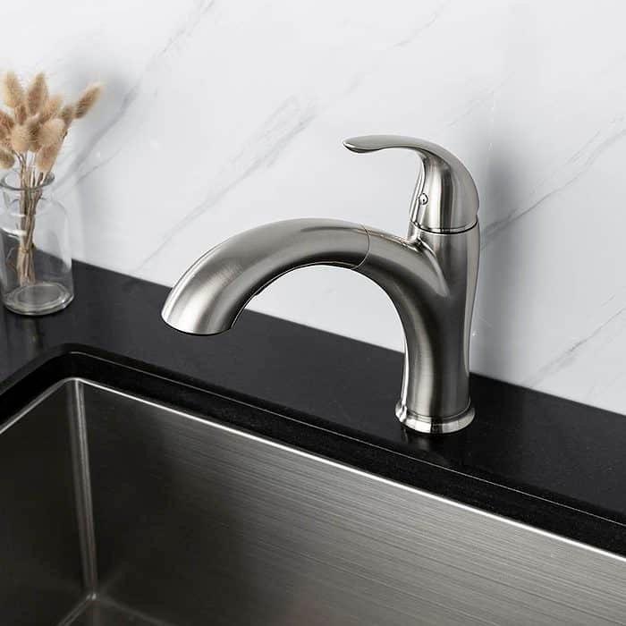 Single handle pull out kitchen faucet - K567 01 - Image 2