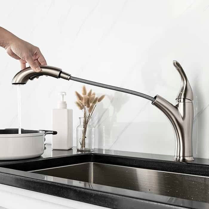 Single handle pull out kitchen faucet - K567 01 - Image 3