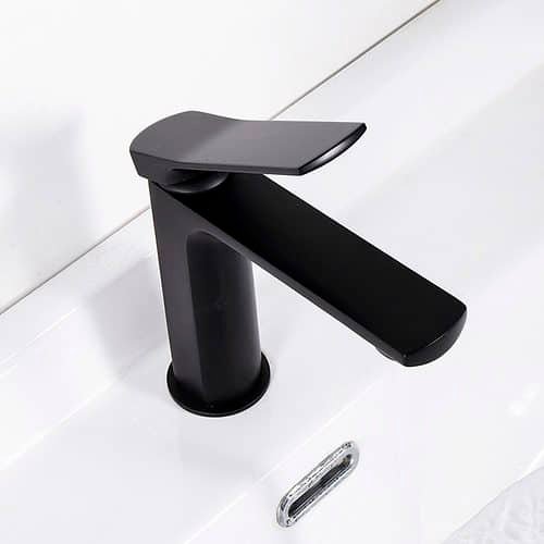 Single handle bathroom vanity faucet - B551 01