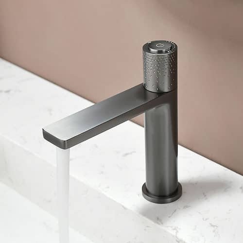 Gunmetal basin tap with knurled knob- B074 01 37 1 - 4