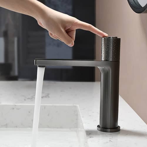 Gunmetal basin tap with knurled knob- B074 01 37 1 - 3